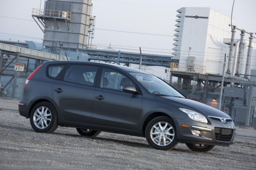  Hyundai Elantra Touring 2008 года  (фото 86 из 118)